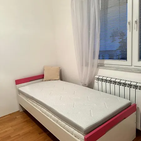 Apartman Ari Διαμέρισμα